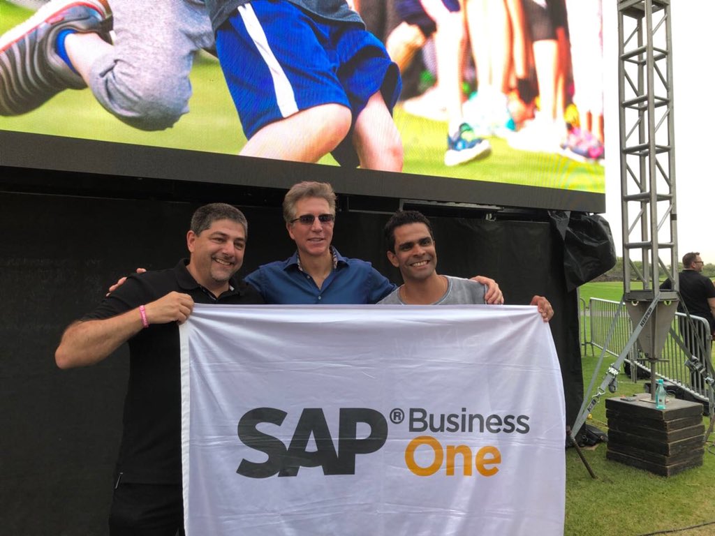 MurguiaLuisE's tweet photo. The #SAPBusinessOne flag and 3 winners: @BillRMcDermott @davelafer and Adriano Souza https://t.co/ioNs5az1h3