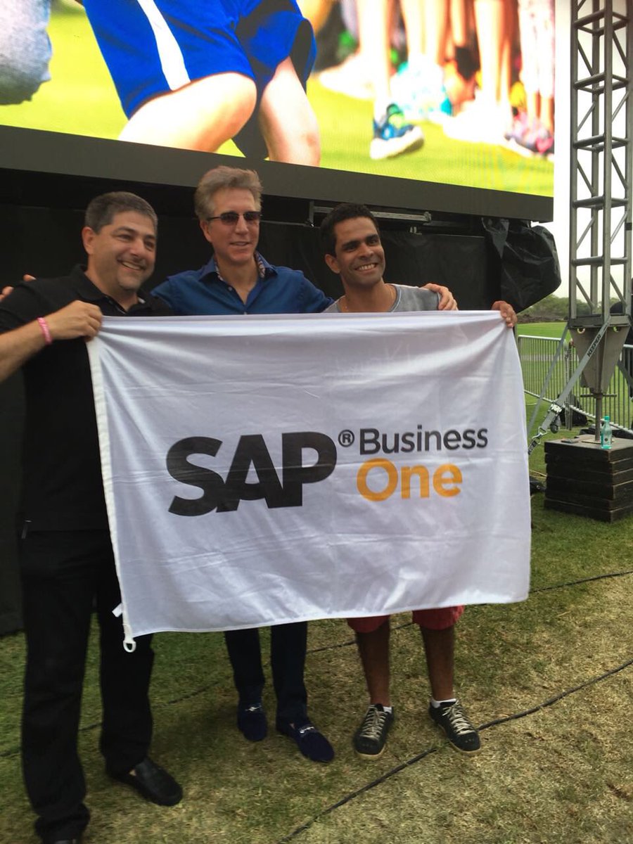 pauloalmeidaSME's tweet photo. Another amazing and unforgettable moment with our leader @BillRMcDermott holding our #SAPBusinessOne flag during the WinnerCircle2017. Thank you @davelafer and Adriano for sharing this picture! 😃👍🏽 https://t.co/8Ncud2mOmx