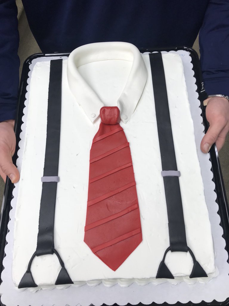 spann's tweet photo. Loving this cake from Trinity Christian Academy in Oxford! https://t.co/RpUbTMMeoB