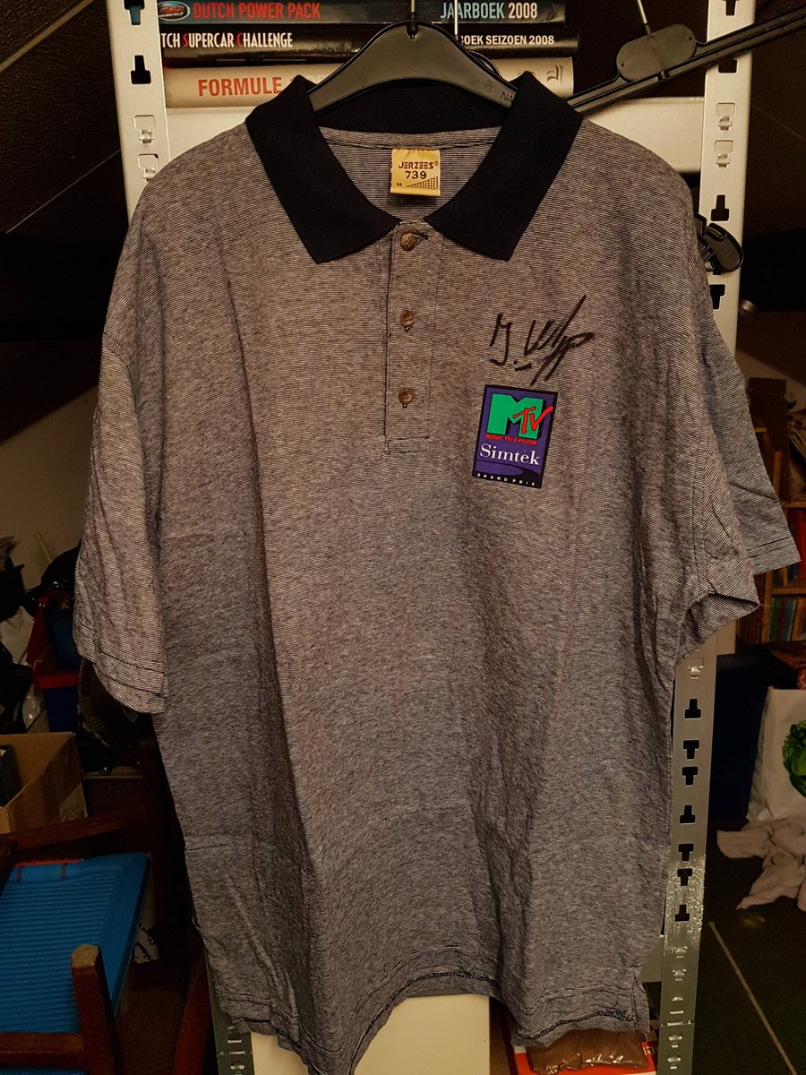 UnracedF1's tweet photo. When you can actually put your hands on some @SimtekF1 merchandising for a very reasonable price! Another treasure foundm Superb for the collection #F11995 @MaVic009 #F1 #simtek https://t.co/4ztSGSlQ3o