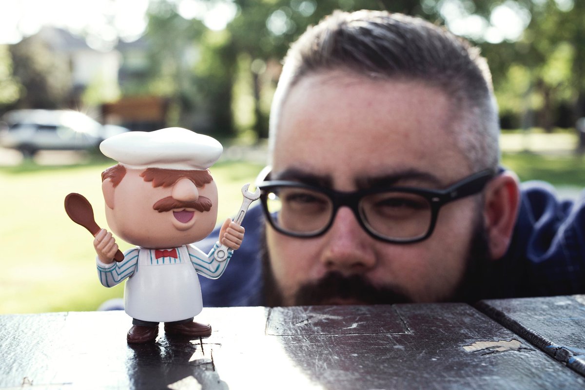 This is our friend <a href="/theBurlyChef/">theBurlyChef 🇨🇦</a>. He’s leading up our cause in #YEG @LeftoversYEG. They have a volunteer event coming up on March 19th. Give them a follow, RSVP, and help us spread the #rescuefood love in Edmonton!