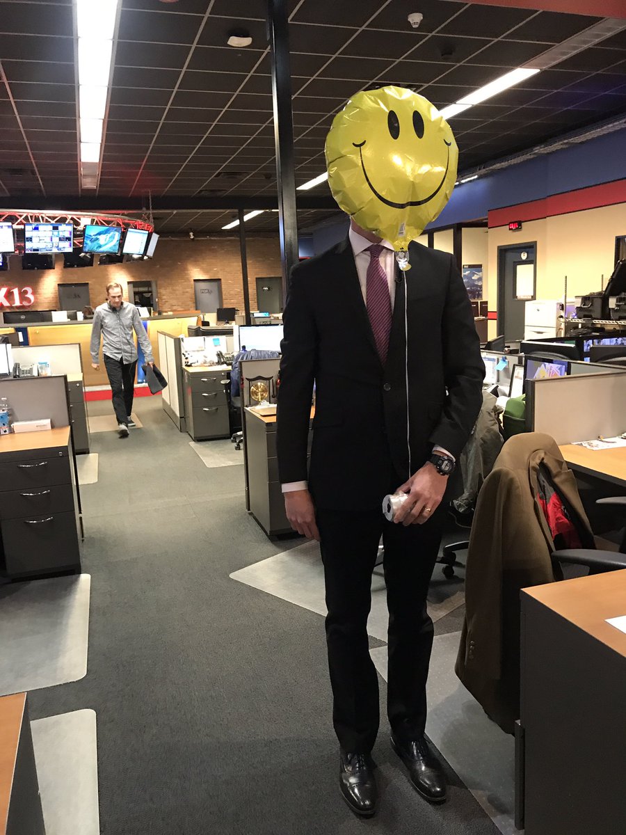 AllisonCroghan's tweet photo. "Dan, we need you at the desk. There's really no time for this...." -Our floor director as @anchormandan and me participate in this nice photoshoot. 😂😂😂😂😂  #GDU https://t.co/leqL9PJpe9