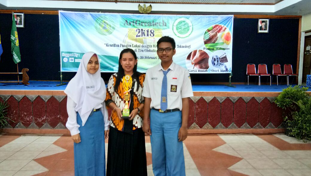 Hai sobat, lagi lagi SMAN 1 Wringinanom mendapatkan penghargaan dalam lomba LKTI/KTI di Semarang dan mendapatkan juara harapan 1
