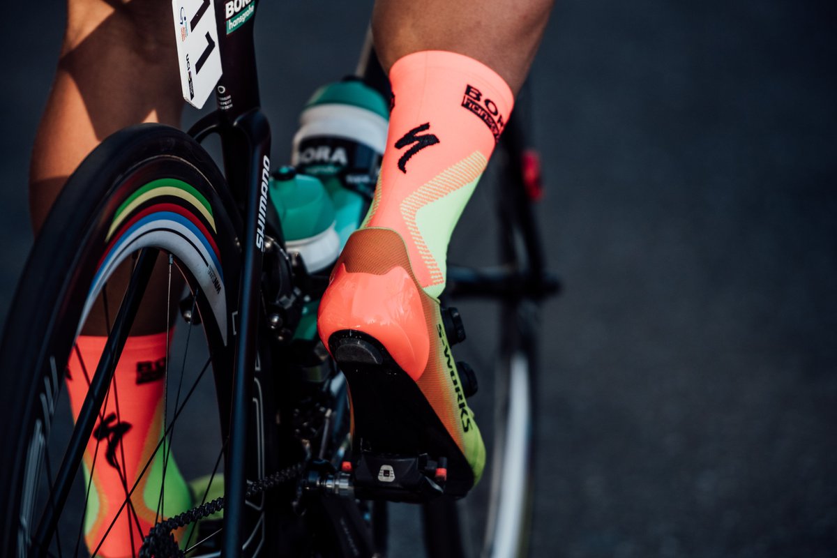 KLMbikes's tweet photo. A Closer Connection. Everything is new. Everything is better. Stiffer, lighter, closer - the All-New S-Works 7 → link https://t.co/VJLxP9AoGV https://t.co/NE1bcYKije