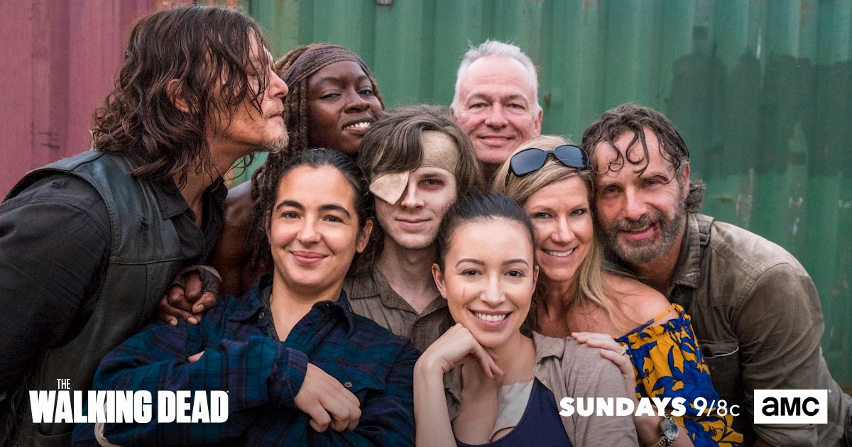 WalkingDead_AMC's tweet photo. We’re tipping our sheriff hats to you, Carl. @wwwbigbaldhead, @DanaiGurira and more say goodbye to @chandlerriggs. #TWD https://t.co/v6N8NNfxA4 https://t.co/6JUkQI0BJN