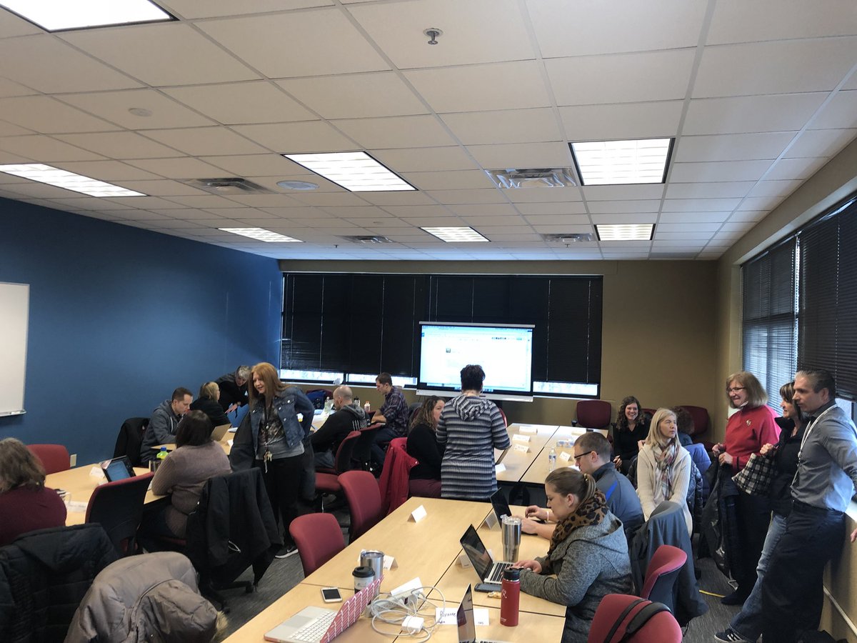 Great energy in the air as the Tech Mentors come together once again to collaborate and learn. <a href="/PaulEBeckermann/">Paul Beckermann</a> <a href="/ISD728/">ISD 728</a> <a href="/troyanderson89/">Troy Anderson, M.S., CETL</a> @Clouducation_