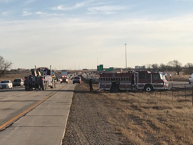 KCTV5's tweet image. UPDATE: Authorities in Olathe have now closed the left 2 lanes of SB I-35 at Lone Elm due to a firetruck that is stuck in the median.