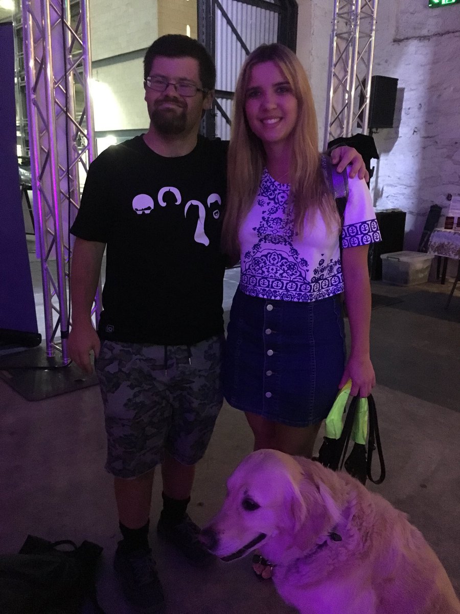 rachaeleahcar's tweet image. DIVA DAVE!! Loved the show! 🎤🎹😍 @GoodremFan @indelability