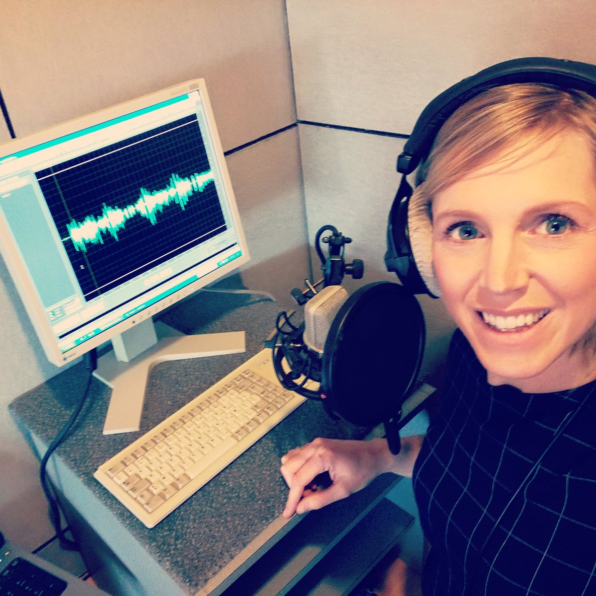 Inleessessietje bij #FocusWTV voor #twerkt. Opwarmen voor 't #nieuws van vanavond. #kijktip