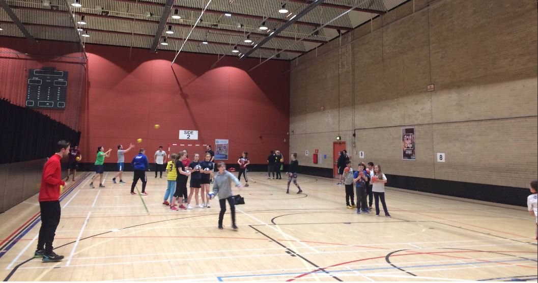 SheffHandball's tweet image. #tryhandball session tonight with @CommunitySUFC. Come and join us 6:30-7:30pm @ConcordSC