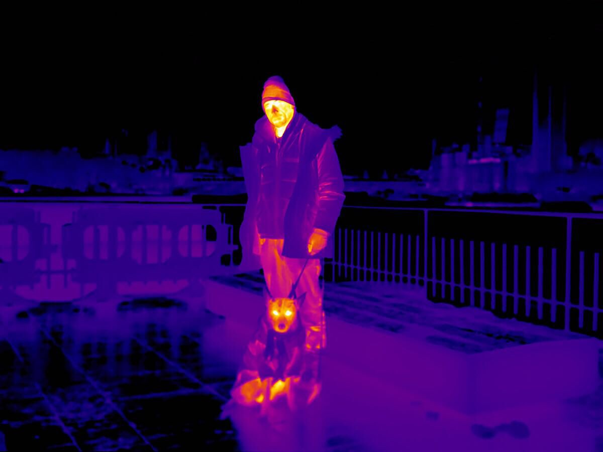 poppydelevingne's tweet photo. My dear friend #GreyHutton spent the winter photographing homeless people with a thermal imaging camera, offering a new perspective to the growing problem of homelessness in the U.K. please check out the full article https://t.co/u5xA8Yspo6 #TracesOfWarmth ๐ https://t.co/RYrr7JOAP3