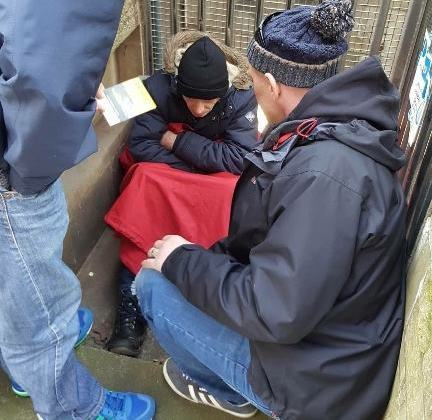 Weather Watch is on, providing a place to stay overnight for people who at are at risk of sleeping rough. Call 0114 273 6306 or 0800 7311 689 outside of office hours.  If calling on someone’s behalf, please make sure they’re with you