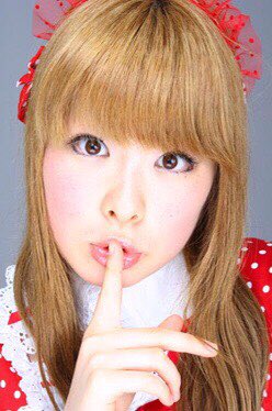 Grindchaos No Twitter Grind Chaos 3 24 土 出演者紹介 ロリィタ族 全身ロリータ ファッションに身を包むピン芸人 元カレ全員芸人あるあるなどのネタをする エンタの神様 ぐるぐるナインティナイン ゴッドタン などに出演 昨年 男性芸人と結婚