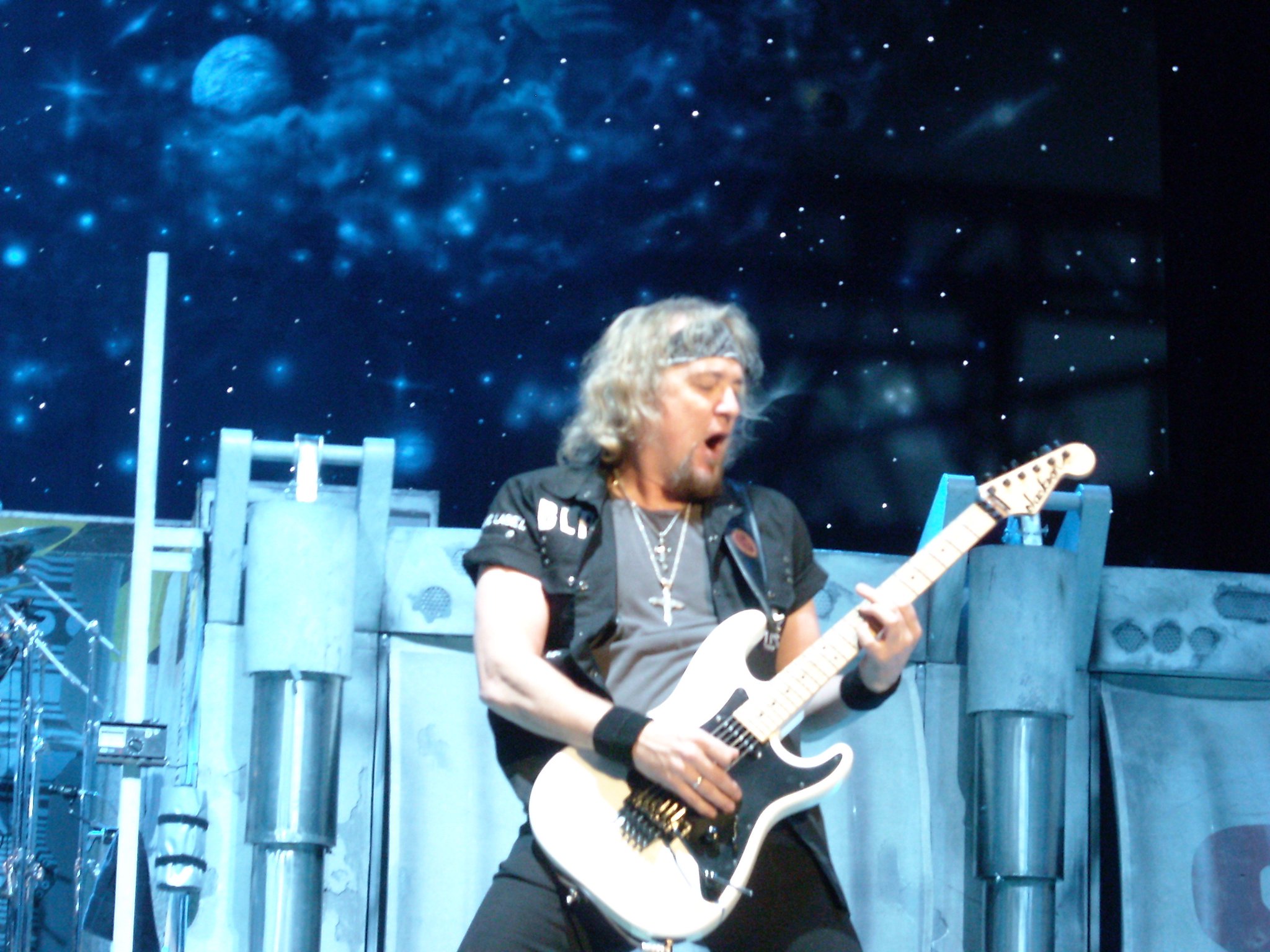 Happy birthday to the incendiary Adrian Smith of Iron Maiden! 