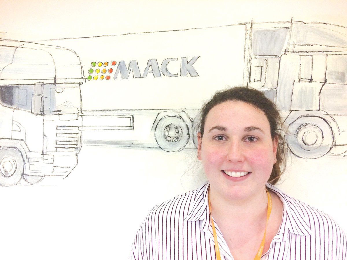 ProduceBizUK's tweet photo. Mack's Hasell offers insight on position, networking at Fresh Careers Fair
https://t.co/zO2llUxlbY @fresh_careers https://t.co/P5xOfucaX9