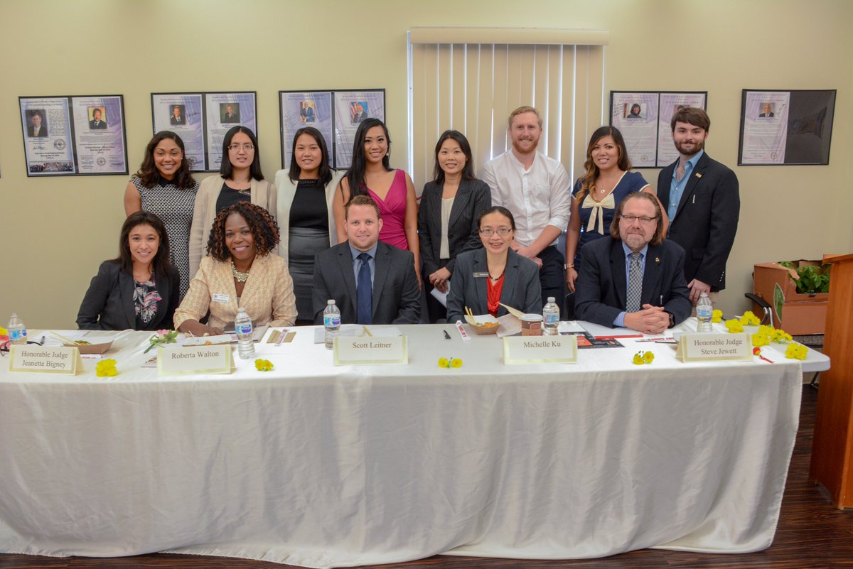 FAMULaw's tweet photo. #FAMULaw #APALSA partnered with #GOAABA for a round-table on Diversity &amp; Professionalism made possible by @FlaBarYLD. Check out photos here: https://t.co/9wCz5aTLCs #diversity #famu https://t.co/9zOhZ6ai22