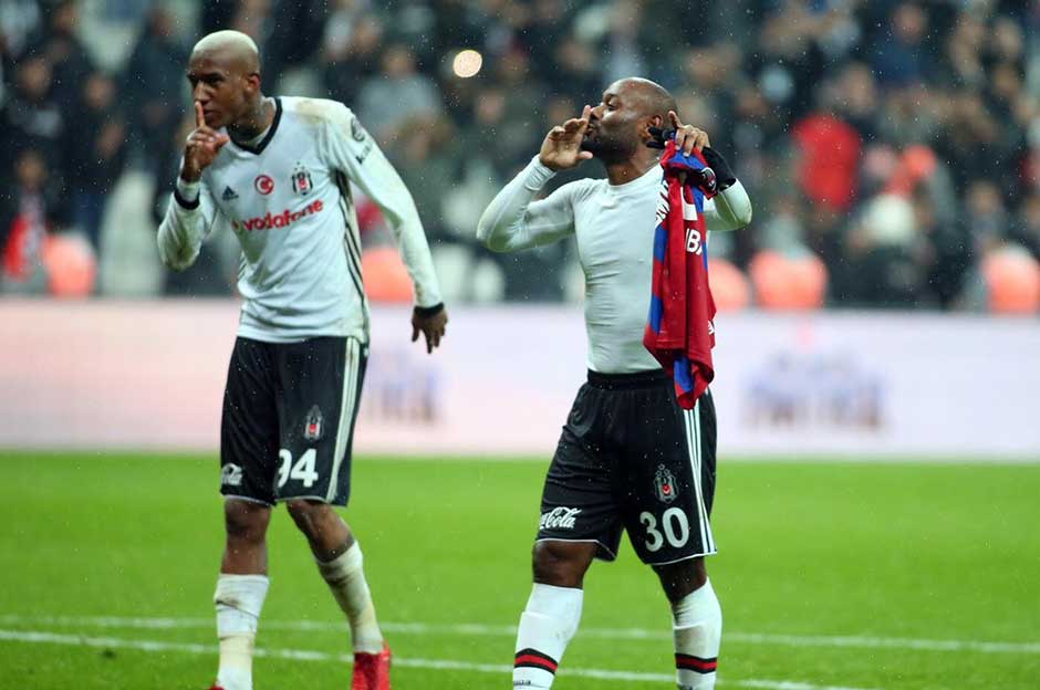 Talisca ve Vagner Love mercek altında!
Dünya Kupası'nda Brezilyalı Milli Takımı’yla sahne alabilir
ntvspor.net/futbol/talisca…