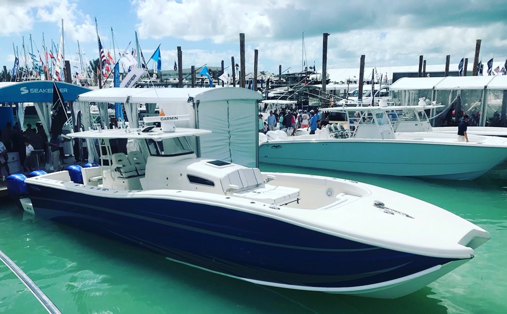 INSETTA Boatworks | Catamarans for Fishing, Diving, Tendering