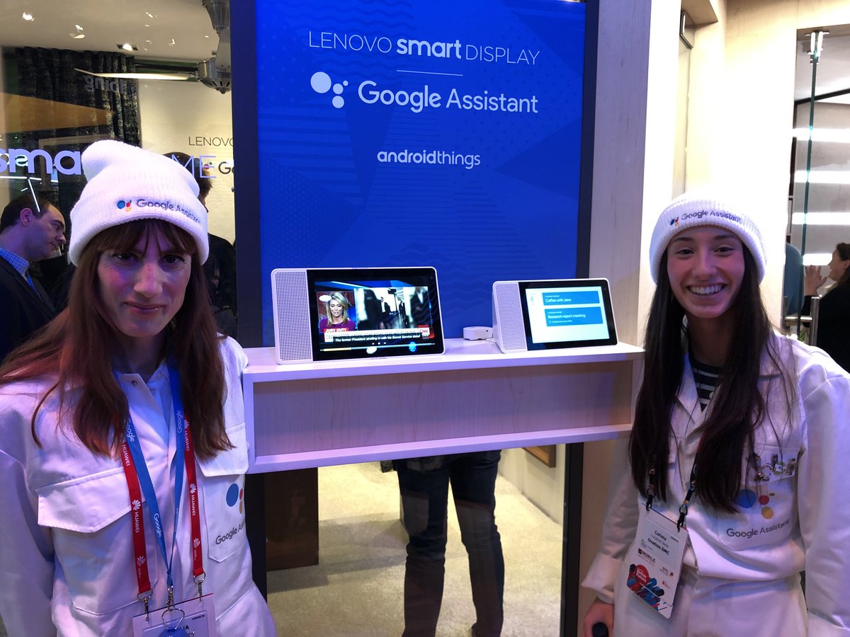 area22Voice's tweet photo. The Lenovo smart display powered by @GoogleAssistan is worth checking out. https://t.co/tGpQ3bjWas