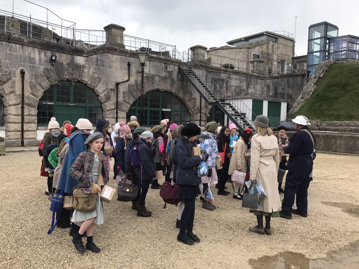 THSch_Junior's tweet photo. A fantastic day had by all at the Evacuee Experience @NotheFort... The girls went back in time and experienced life in 1940 #ww2 #thenglish https://t.co/BjqGSELUvd