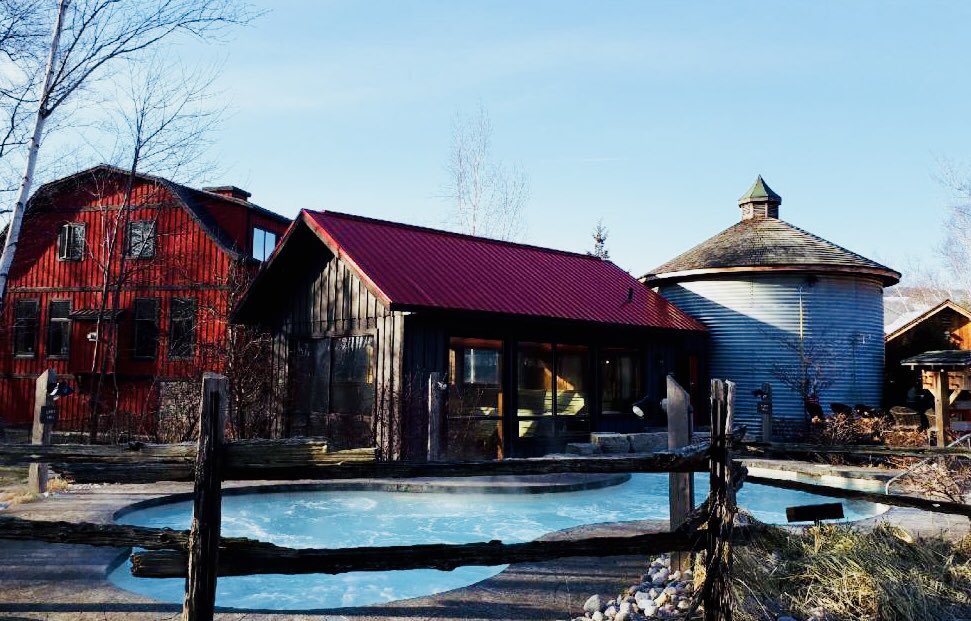 ScandinaveBlue's tweet image. As we wind down #February, we have our eyes set on #springescapes. Book your overnight getaway to @SGeorgianBay to relax and explore #OntarioTravel