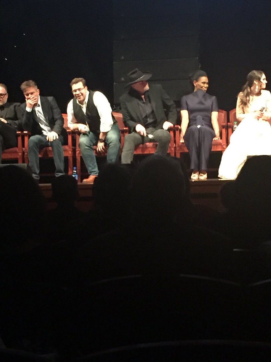 MattDickerson's tweet photo. Some pics from the #icanonlyimagine Red Carpet event last night. https://t.co/KS2WYQny5H