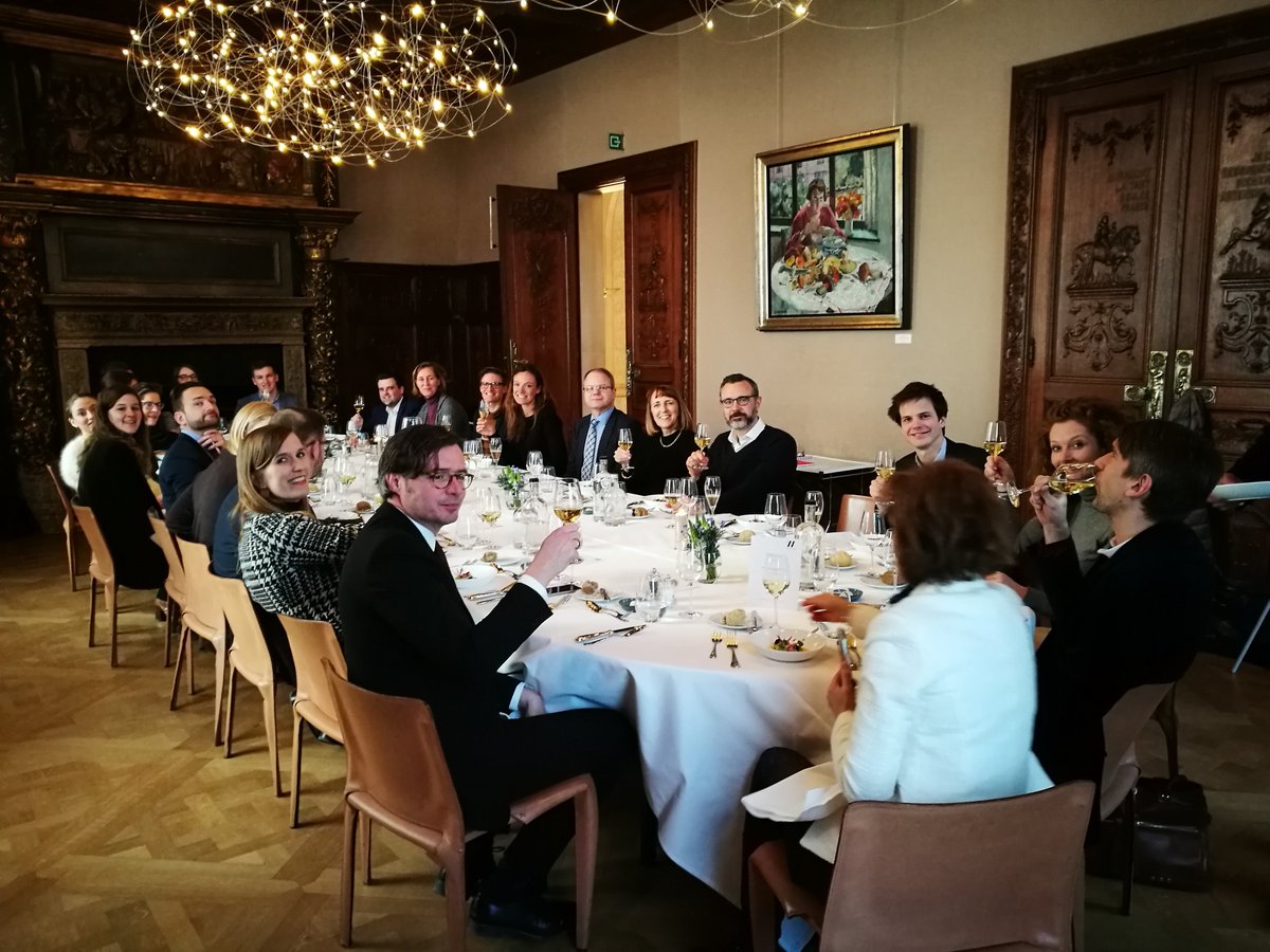 Whyte_CA's tweet photo. Time for some strategic reflection, inspiration and great food! #StateoftheUnion #whyteatwork #proudteam https://t.co/LTbimUASAg
