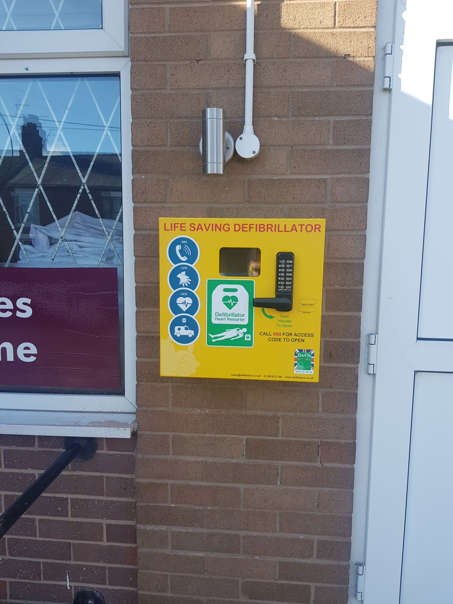 NWAmb_CRTNick's tweet photo. New Community Public Access #Defibrillators #AED #CPAD Goodwill Hall #Faddiley #Nantwich & #Willaston Social #Club @Nantwich #Cheshire @PoliceNantwich @nantwichnews @Crewe_Nantwich @nantwich https://t.co/6jENuepKPe