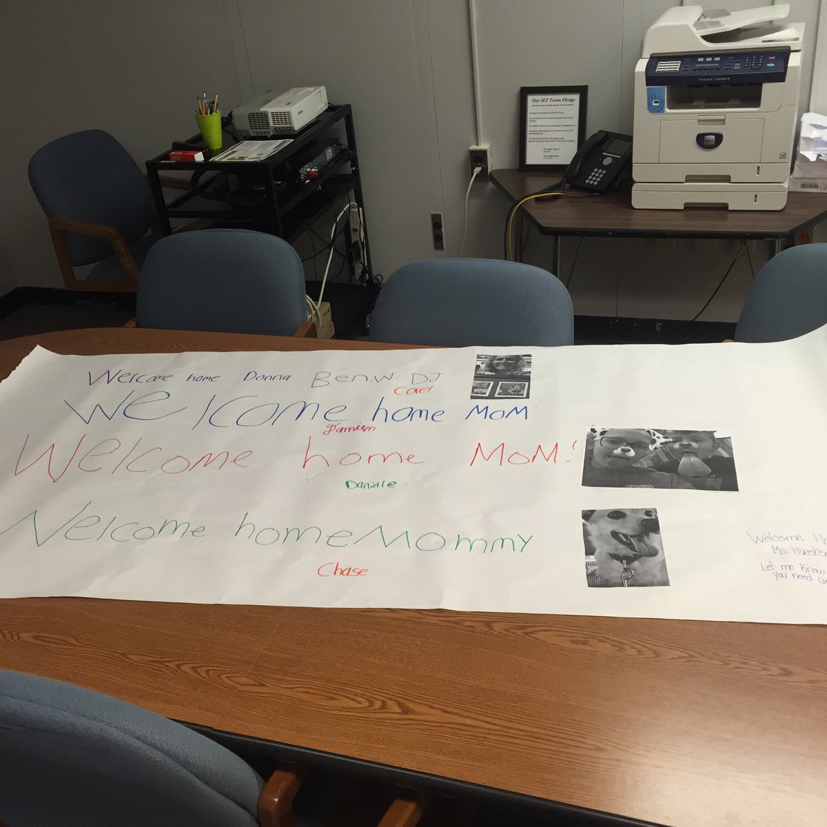 FCPSLiaisonTMS's tweet photo. When your mom has been in the hospital for weeks and she finally gets to come home. We make her a sign #supportnavigateconnect #TMSpanthers #TMSproud https://t.co/xYAYleBEZ2