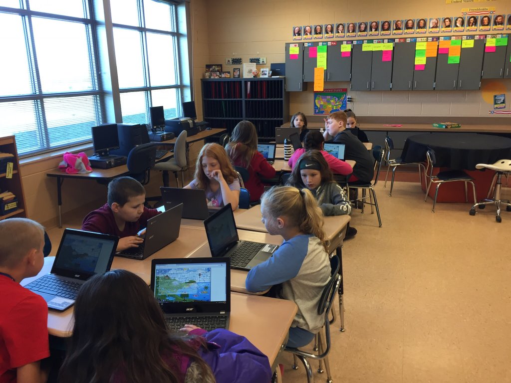 cwilliams615's tweet photo. Using our new chrome books today!!!! Interactive water cycle vocabulary!!!! @rachelpricetn @StreetrRobin https://t.co/VyWbsMHrjD