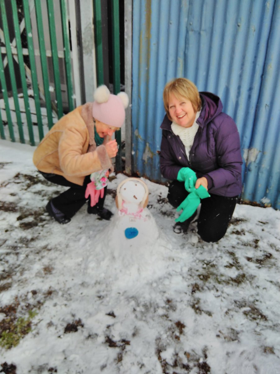 CPOresources's tweet image. And then a competition started! Here is Paul, Phill and Piero, and Christina and Pauline from the design and production studio in our Worthing office! #Snow #Worthing #FunWorkplace