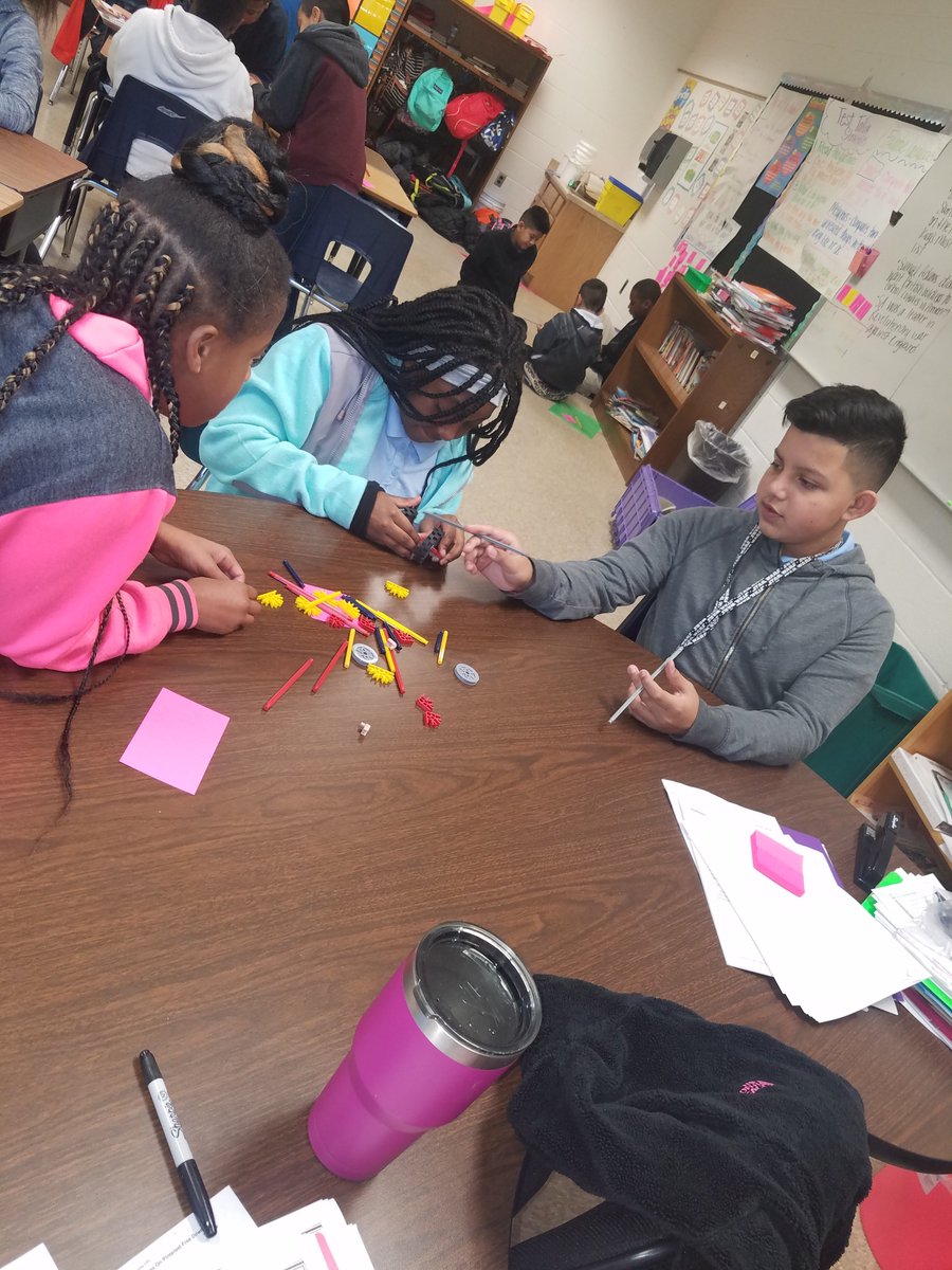 cdshafer15's tweet photo. Forces and Motion Exploration has begun. 
#studentcentered on 5.P.1
#Wedosciencewell
#TEAMBOLTON
@WSFCS_Science @hotpottsscience @SciCoachOv @PrincipalCJF @wsfcs @BoltonElemSch https://t.co/77TufpIAOu