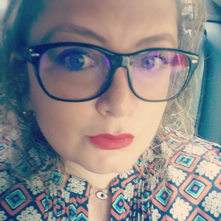 eudiza's tweet photo. Probando el Velour Extreme Matte Lipstick de Laura Mercier. Se aplica como balm y tiene cobertura media a pesar de ser mate #BBBInstyleMX https://t.co/LpS6blRBQG