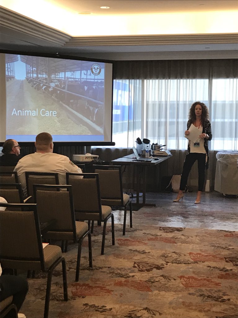 chocmilkmom's tweet photo. @dairy_alliance farmer Carly sharing the ‘farm’ of Farm to Table story with @acfchefs at #BeTheChange Chef Connect Charlotte. #undeniablydairy https://t.co/AuekicIygt