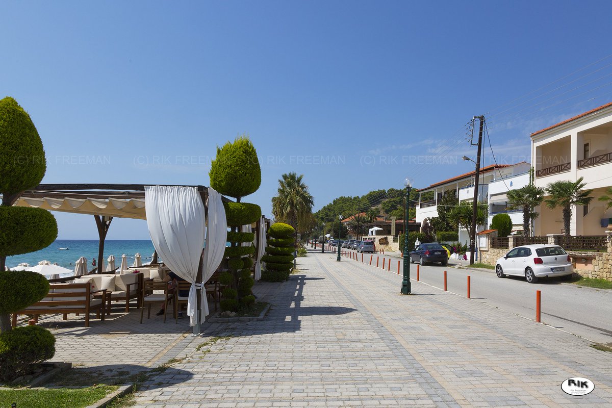 rickfr01's tweet photo. Time for a spot of lunch and to top up the tan at #Posidi, #Kassandra, #Halkidiki, #Greece Also a visit to the Temple Of Poseidon. 🇬🇷
@VisitHalkidiki @VisitGreecegr @GGWorld @AroundGreece @HalkidikiTravel @CanonUKandIE @manfrotto_uk #myhalkidiki #YourGreekMemories #travellers https://t.co/6S50O0qbJ6