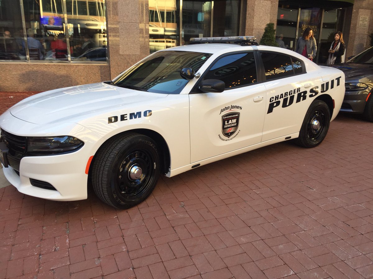 The new Dodge Police Cars are out!
Question to my law enforcement friends.
Which one would you like to drive on patrol?  Gray or White?
Question to my civilian friends?
Which one would you like to see in your rearview mirror? 
Gray or white?
🚔😎🤔😁
