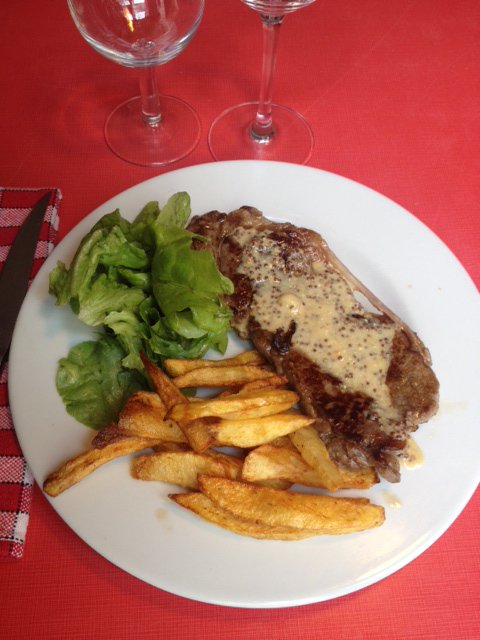 lePicotin's tweet photo. Formule midi, une nouvelle chaque semaine et un plat qui change tous les jours :  https://t.co/D2FygBSSbn #resto #bistro #paris #faitmaison https://t.co/r5K79PY75O