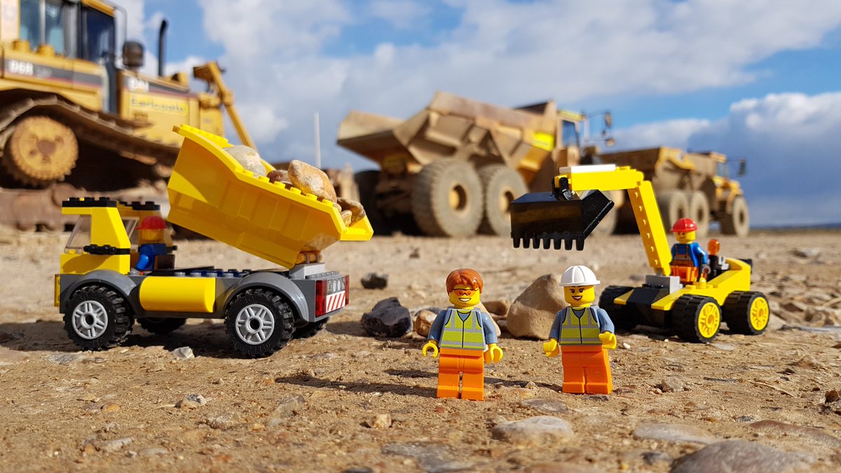 CoastalLego's tweet photo. The #Coastbusters are preparing for #BeachRecycling works on the #SouthCoast ... had to order some bigger trucks to shift the tonnes! #BeachManagement #Coastalengineer #STEM #Southcoast #Engineer https://t.co/SGHtJwml4Z