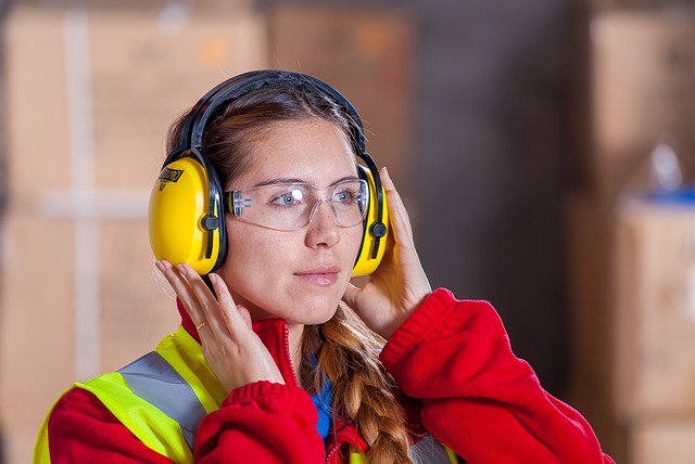 elearn121's tweet photo. Health & Safety Myths! "Health and safety will cost me my business money". #Health&Safety #workplace #employee #safeemployee https://t.co/HqRE6tp8oP https://t.co/ehLEiIUXMg