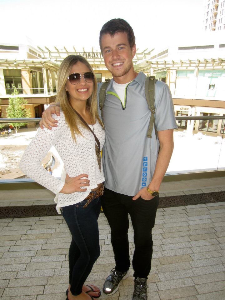 Whitney Simmons (@whitneyysimmons) | Twitter