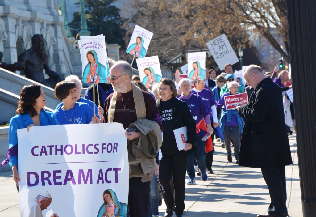 jackmjenkins's tweet photo. 1. Catholics are marching on Washington, D.C. today, calling on Congress to pass legislation to help Dreamers.
Several — including nuns and clergy — are expected to risk arrest later today while protesting to make their case. https://t.co/3OczoNC2uC