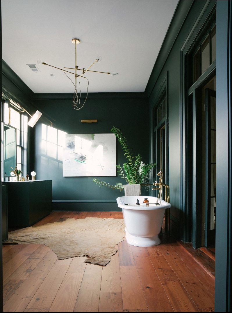 KathleenBridges's tweet photo. Hold this while I paint every wall in my house @FarrowandBall's Studio Green. https://t.co/xifANmBiAu https://t.co/G2xf0IEZAb