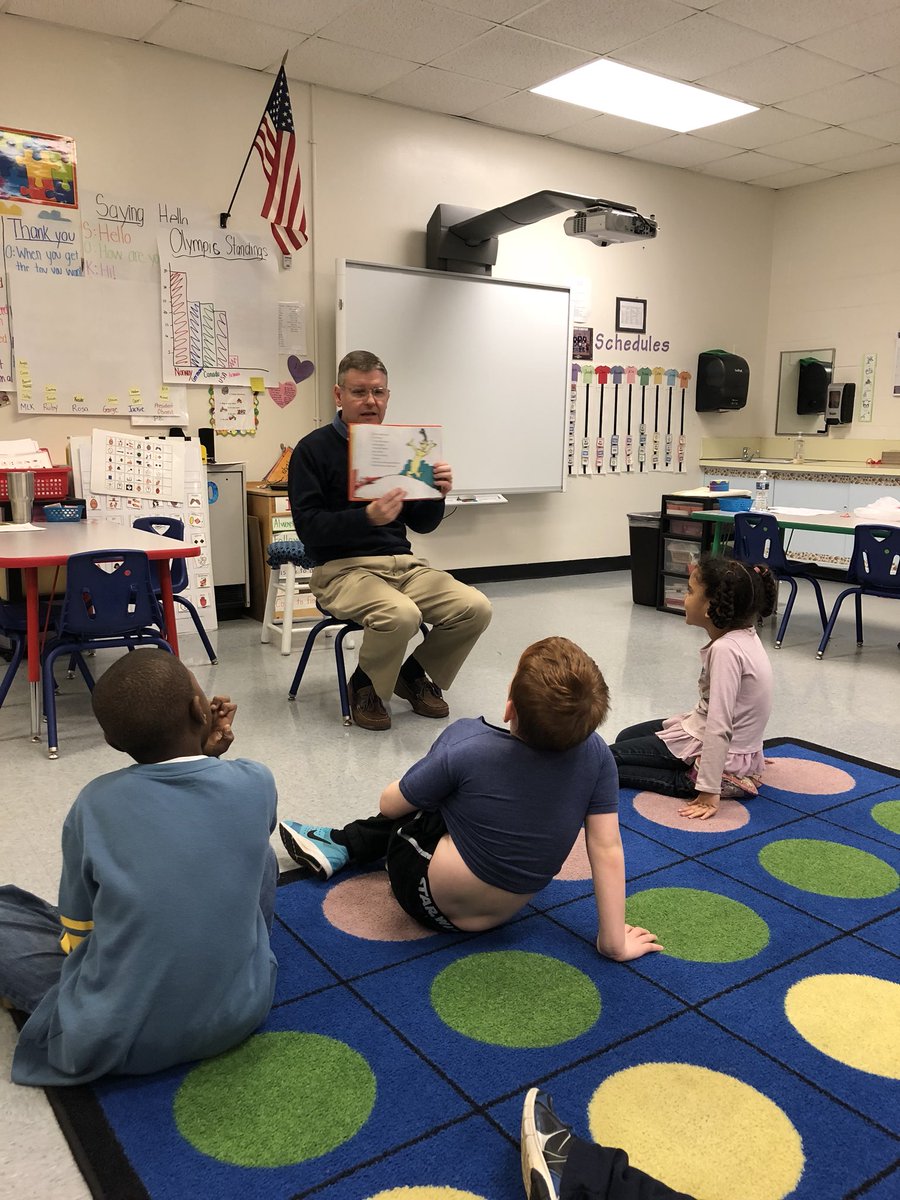 TruskaChristina's tweet photo. @Elon_Ed’s very own Dr. Byrd was our guest reader for Read Across the World week @EMYoderElem! 📖 https://t.co/EmFL4jODBM