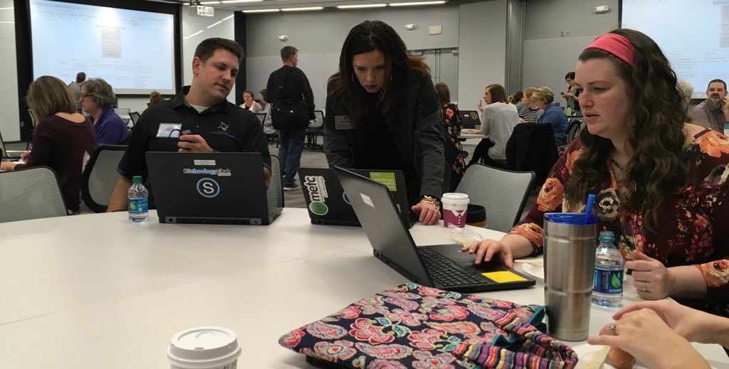 JulieANichols's tweet photo. Looking forward to another day of learning and collaboration at #connectMW @Schoology https://t.co/1r1G3HNrTY