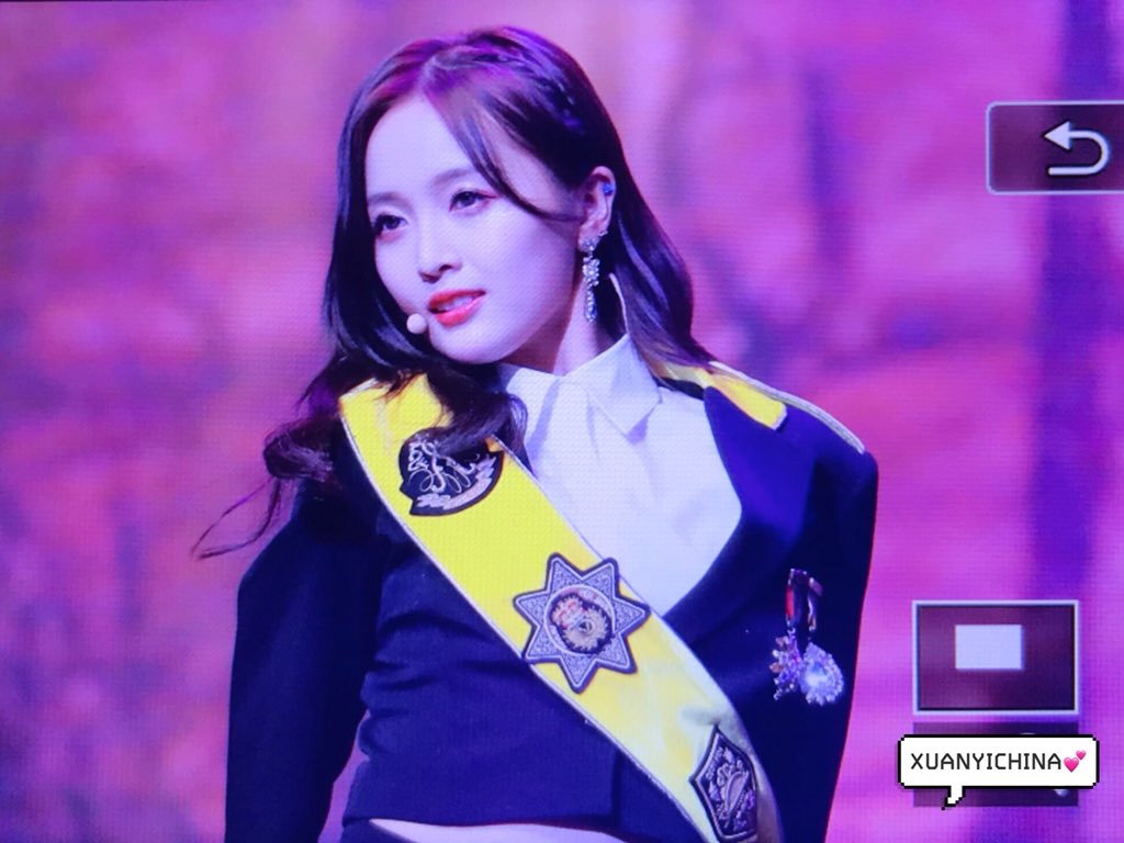 XUANYICHINA_'s tweet photo. 180227 쇼케이스 프리뷰 preview
#선의 #WJSN #XUANYI
 @WJSN_Cosmic https://t.co/BqKFLA9rKO