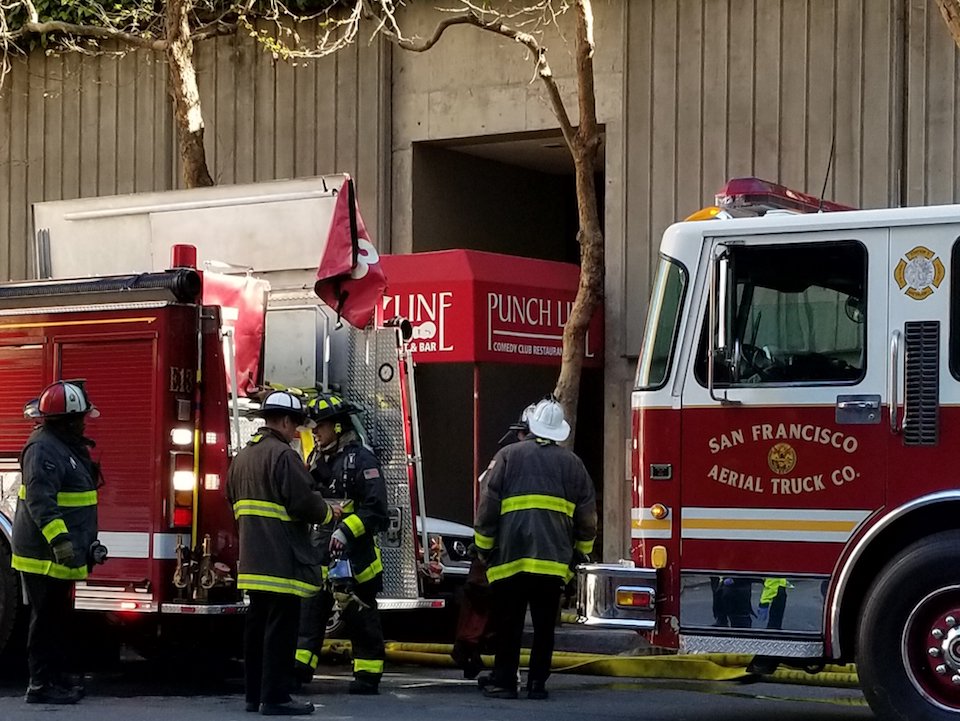 HL_FiDi's tweet photo. 1-Alarm Fire At 'Punch Line' Comedy Club
https://t.co/mRVOsD0jc2 by @YourProtagonist https://t.co/Zxax1mAnqE