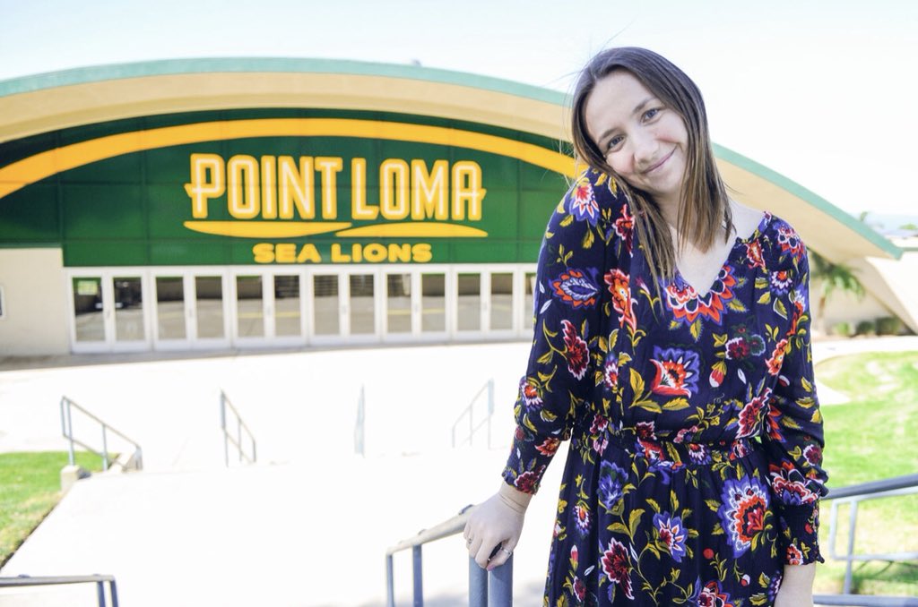 MalloryElick's tweet image. okay my sister is cute #graduationtime 🎓