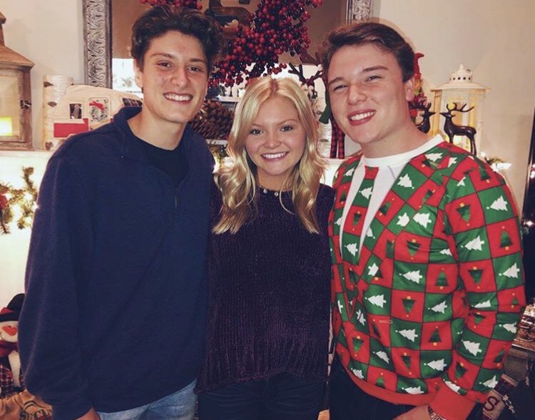 maneol_molly's tweet photo. Happy birthday doodle bug. U may be older but I’ll always be cooler and cuter. I love u so much ❤️ @ZacPlemons https://t.co/2a7GijTP2z
