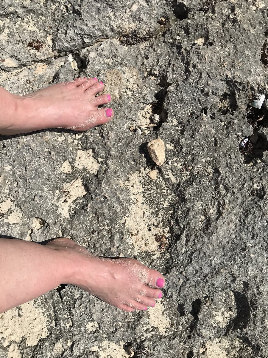 bebodywerx's tweet image. Week at the beach gives me tons of texture for my happy feet. We get the beach gives me tons of texture for my happy feet.#barefoot #nutritiousmovement #footfixn #mobility
