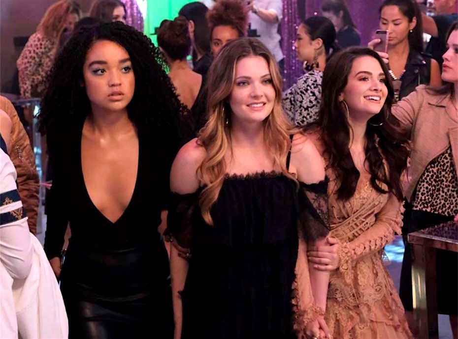 aspaces_'s tweet photo. The Bold Type series is coming back to Montreal ! 
@Aspaces is pleased to collaborate  with The Bold Type for a second year in a row ! 🎥
#THEBOLDTYPE #freeformtv #NBC #shooting #montreal #season2 #June12th #aspaces 

@TheBoldTypeTV @aishadee @thekatiestevens @MeghannFeghann https://t.co/1atLa59HIY